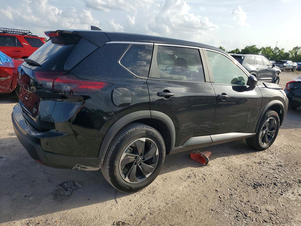 2025 Nissan Rogue Sv - Фото 3