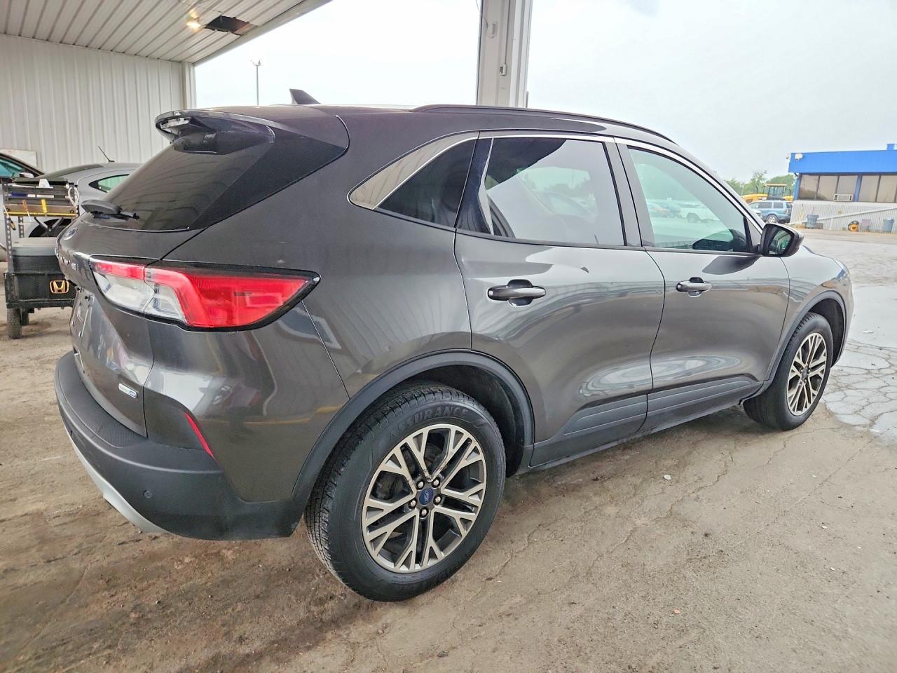 2020 Ford Escape Sel - Image 3