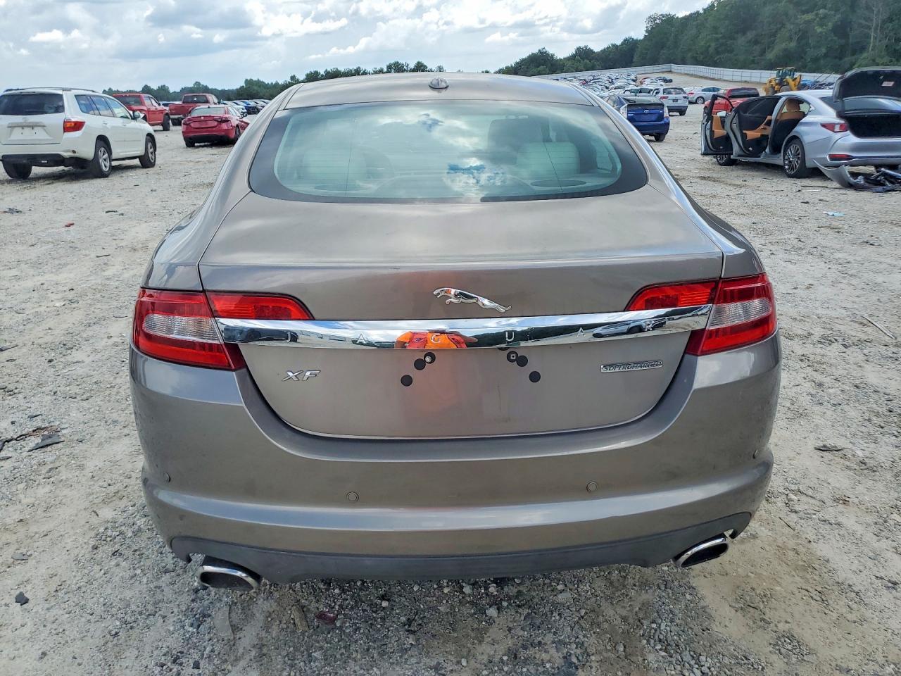 2009 Jaguar Xf Supercharged - Image 6