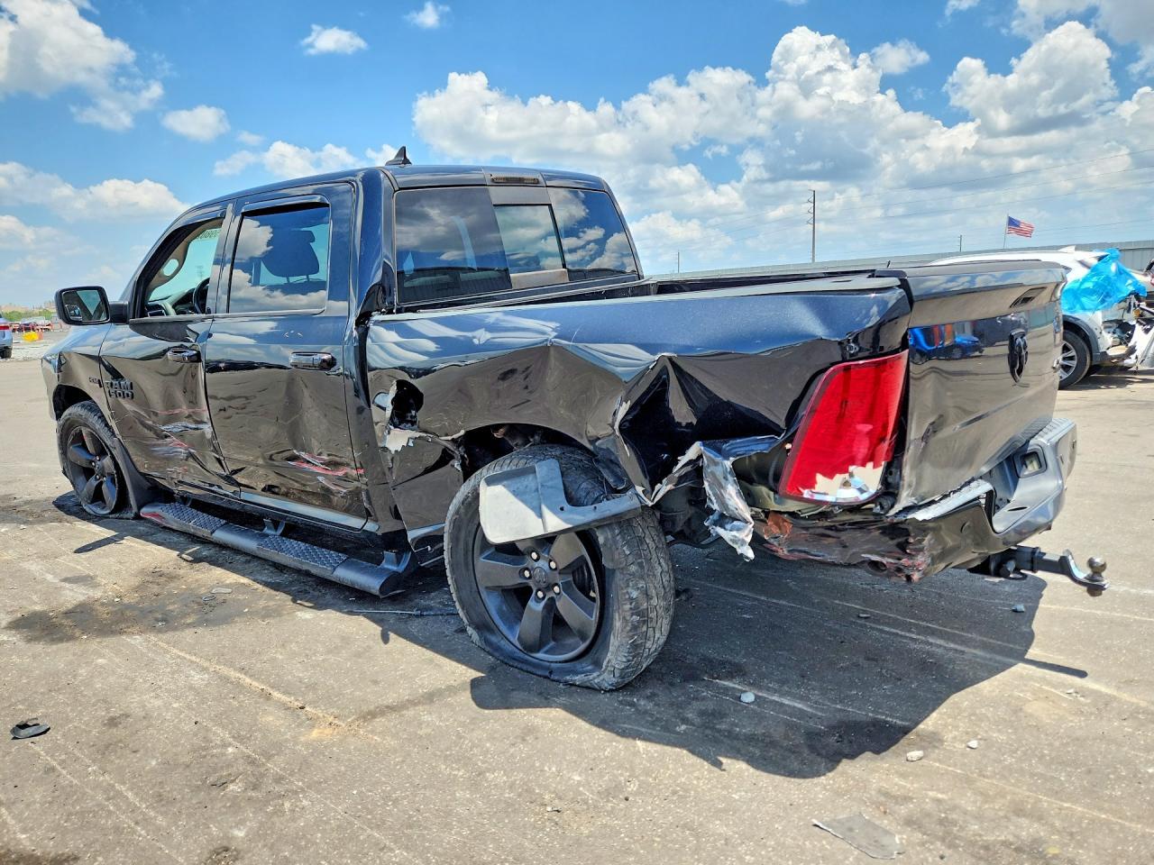 2018 Ram 1500 Slt - Фото 2