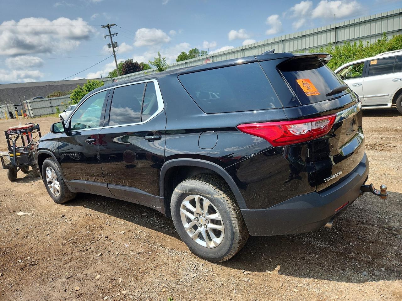 2019 Chevrolet Traverse Ls - Image 2