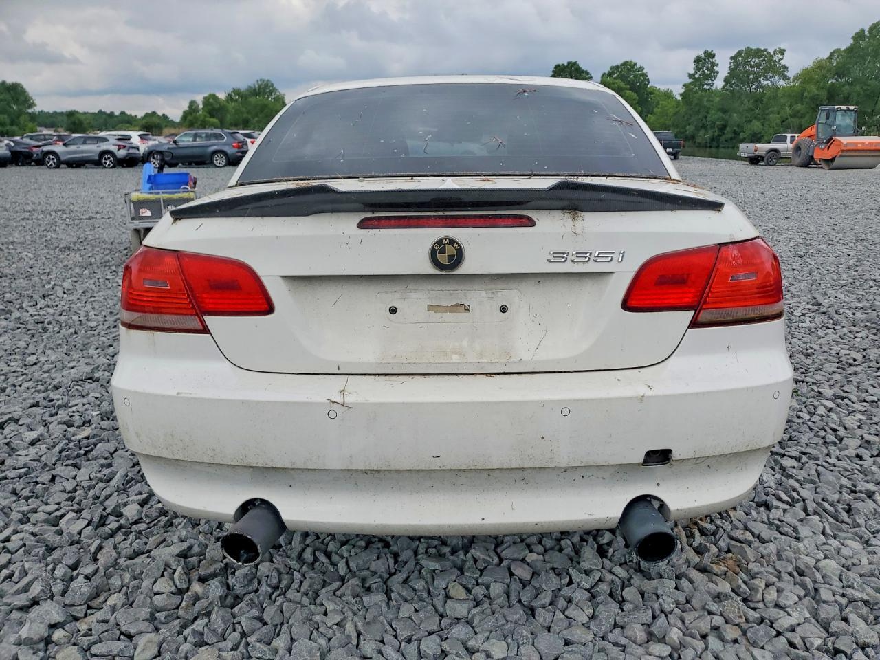 2010 BMW 335 I - Image 6