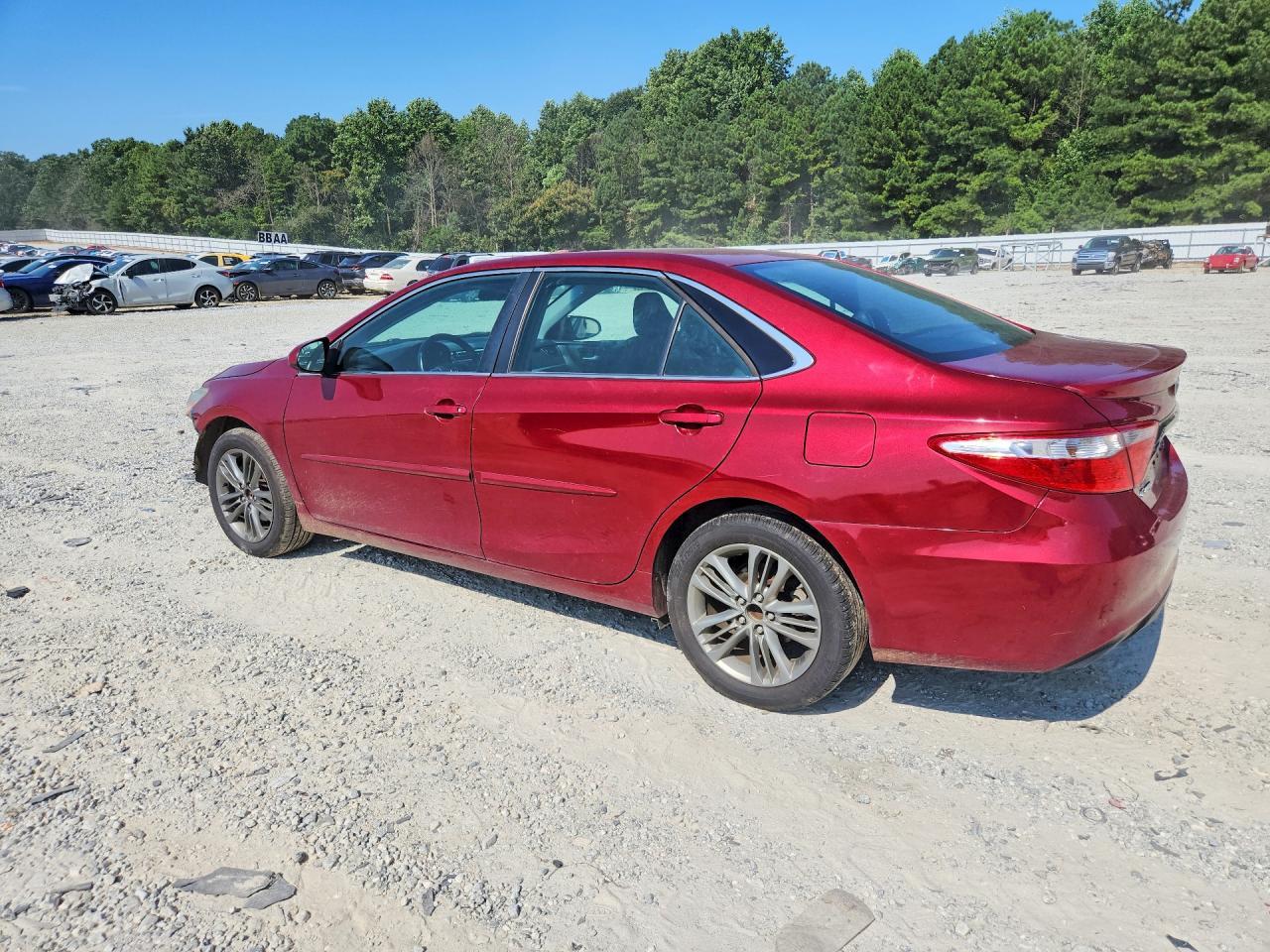 2015 Toyota Camry Se - Фото 2