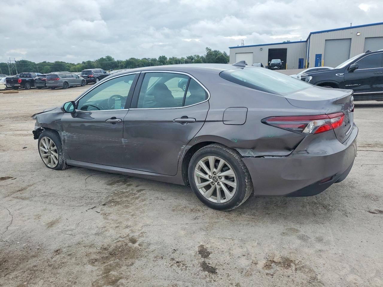 2024 Toyota Camry Le - Image 2