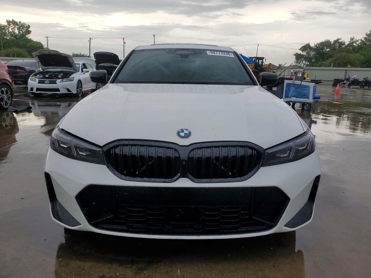 2026 BMW 330Xi - Фото 5