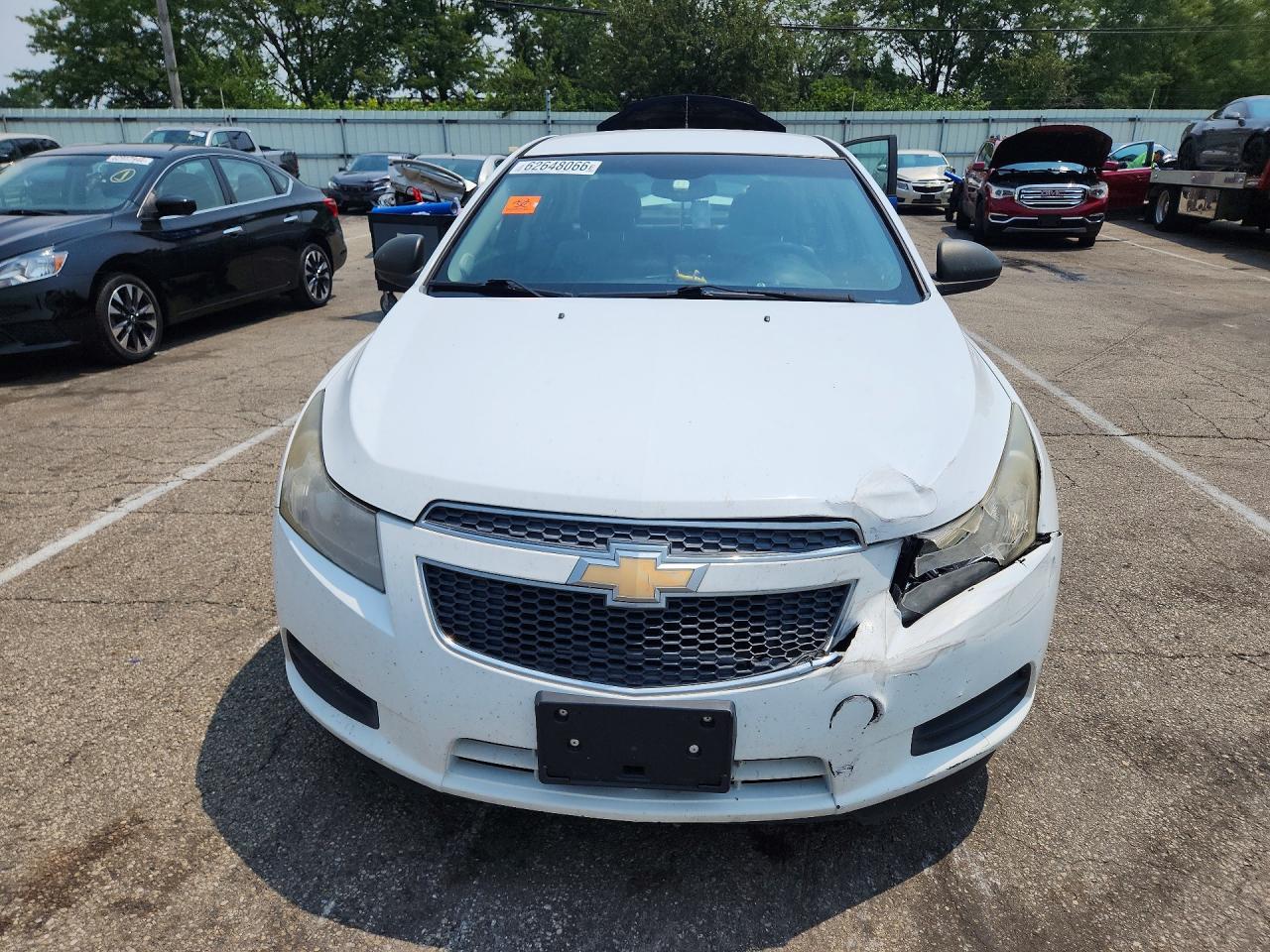 2013 Chevrolet Cruze Ls - Image 5