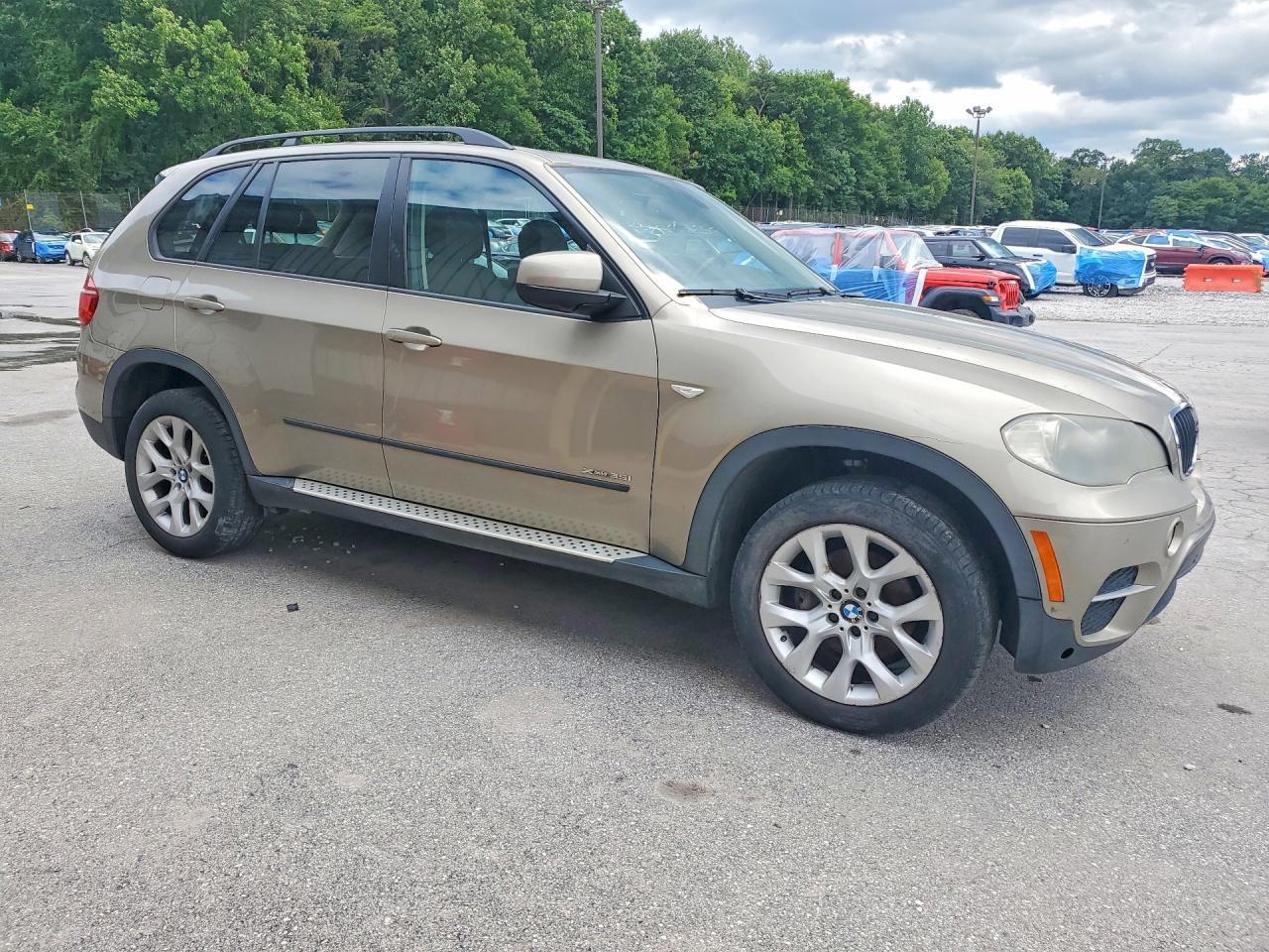 2011 BMW X5 xDrive35I - Image 4