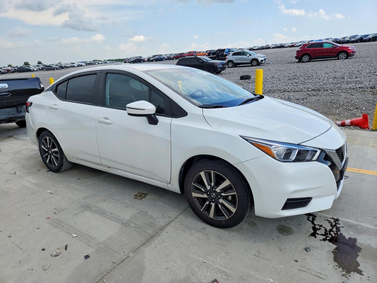 2021 Nissan Versa Sv - Фото 4