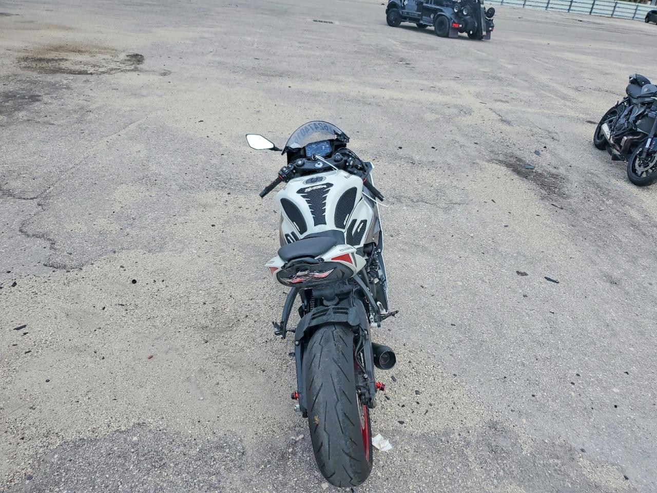 2025 Kawasaki Zx636 K - Фото 6