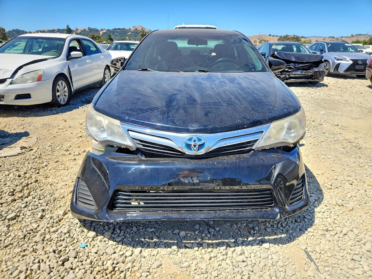 2012 Toyota Camry Hybrid Le - Image 5
