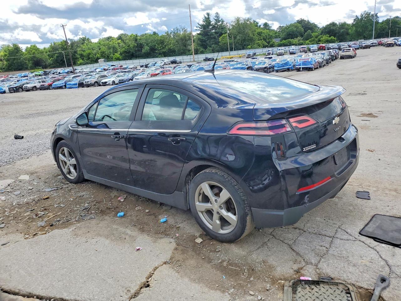 2013 Chevrolet Volt - Фото 2