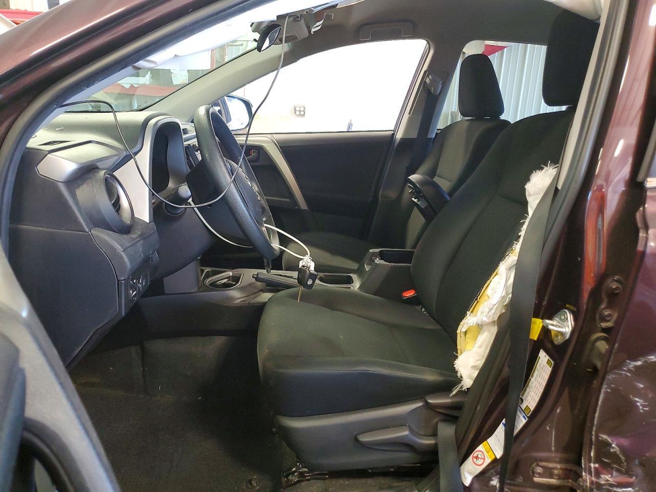 2018 Toyota Rav4 Le - Image 7