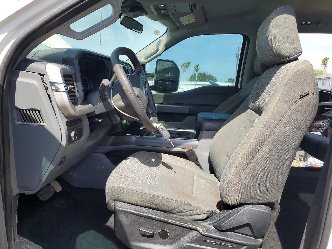 2024 Ford F250 Super Duty - Фото 7
