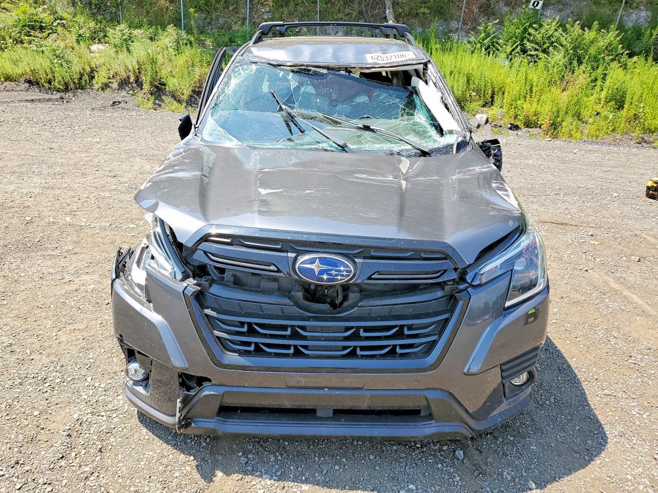 2024 Subaru Forester Premium - Image 5