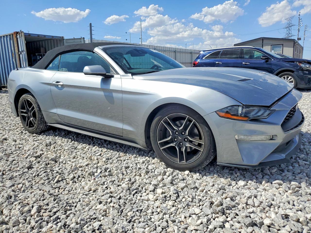 2022 Ford Mustang - Image 4