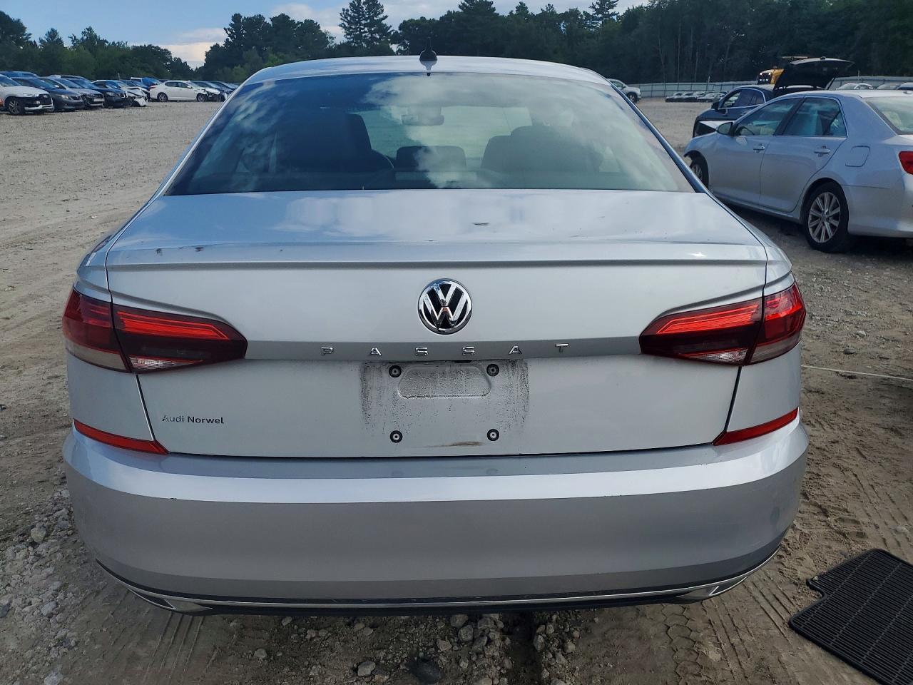 2020 Volkswagen Passat Se - Фото 6
