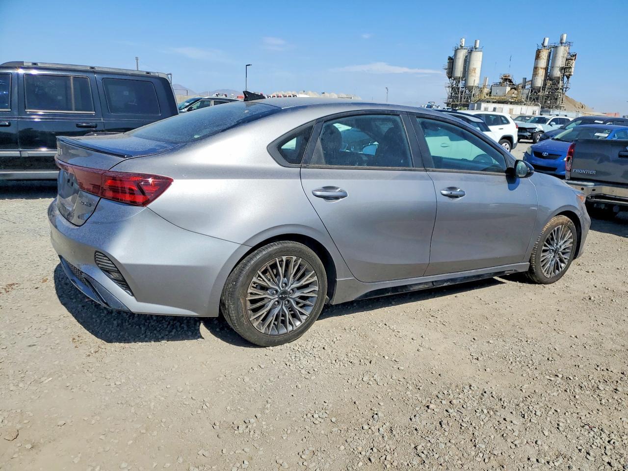 2023 Kia Forte Gt Line - Image 3