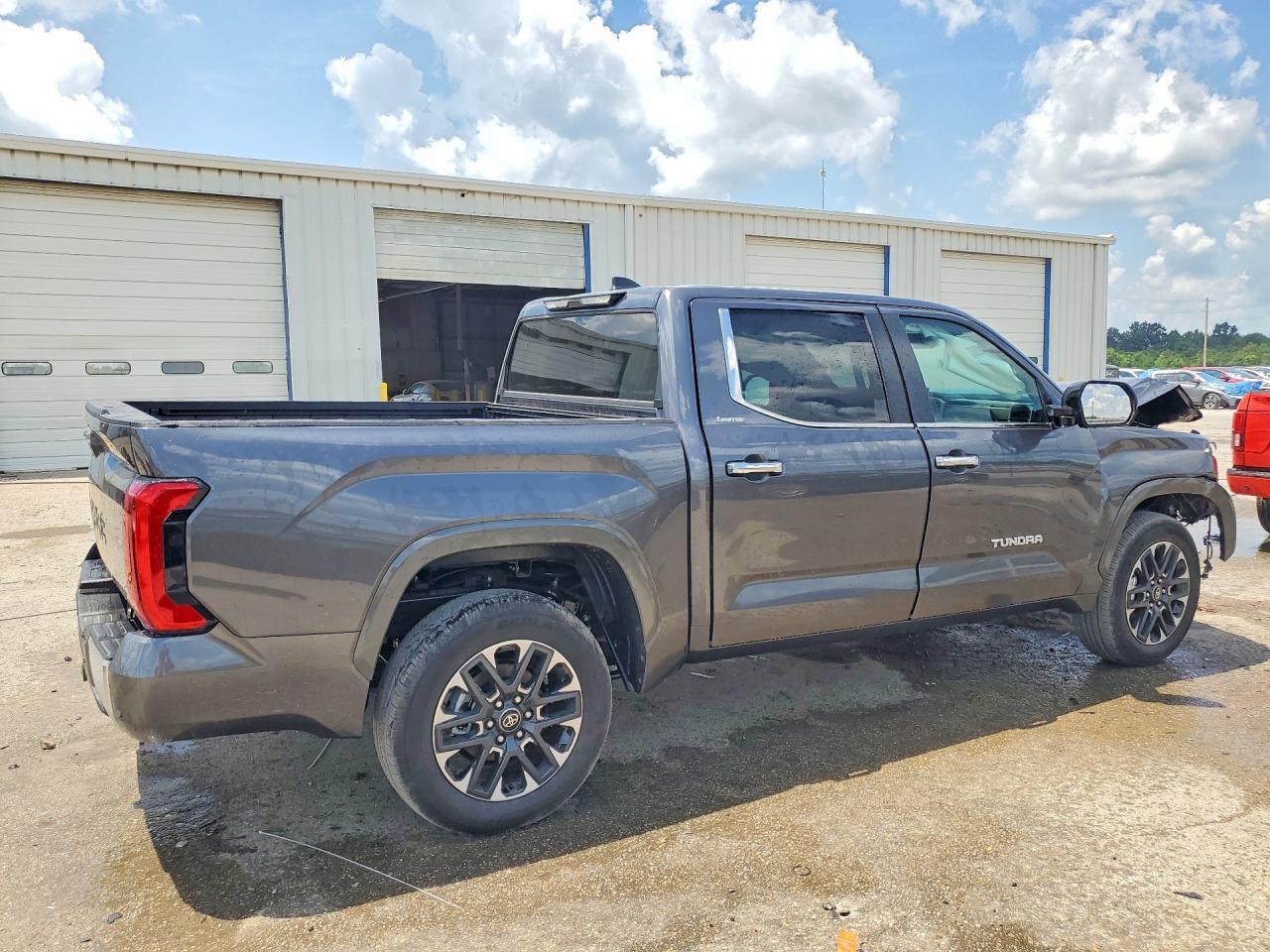 2026 Toyota Tundra Crewmax Limited - Image 3