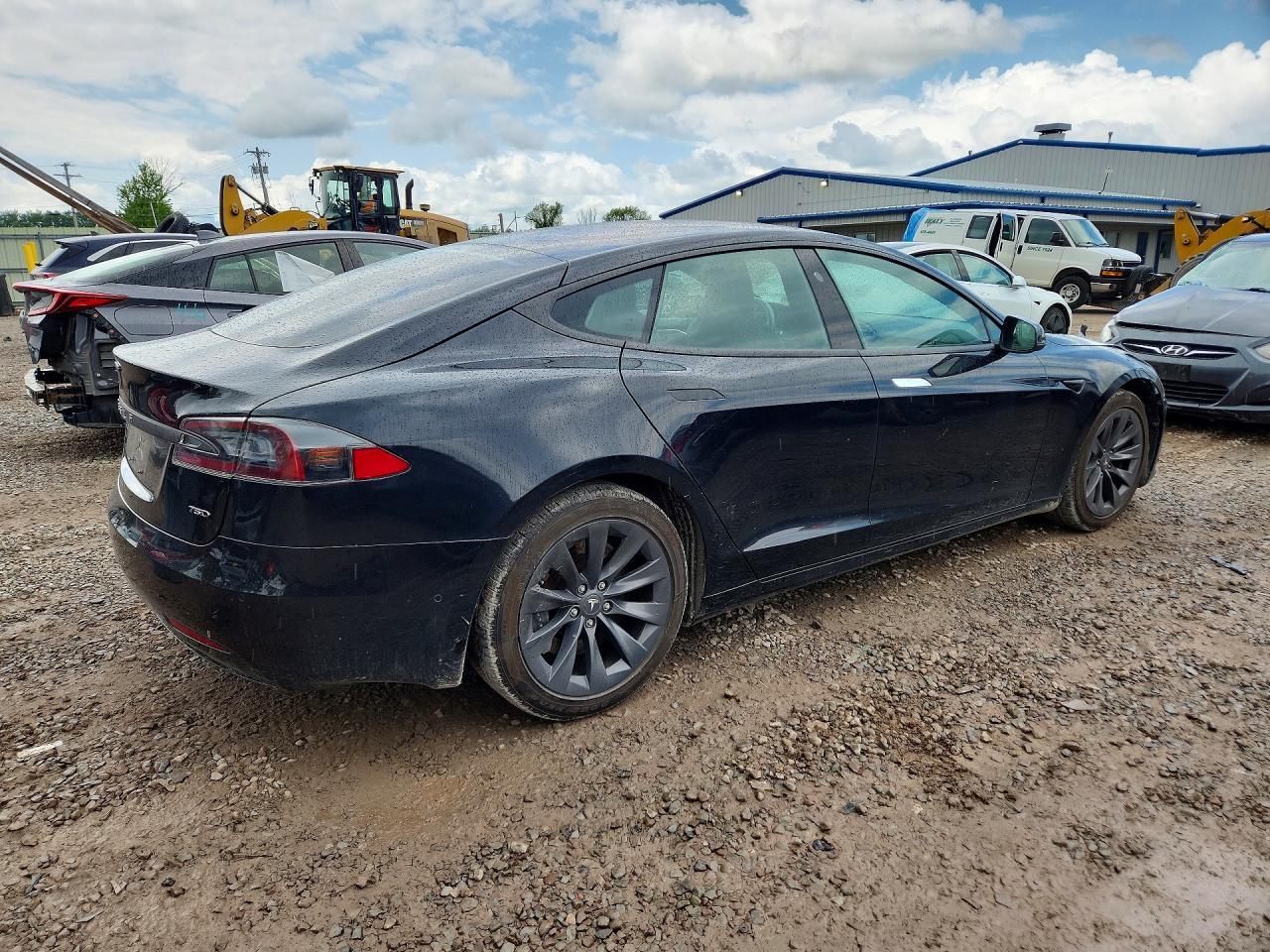 2017 Tesla Model S - Фото 3