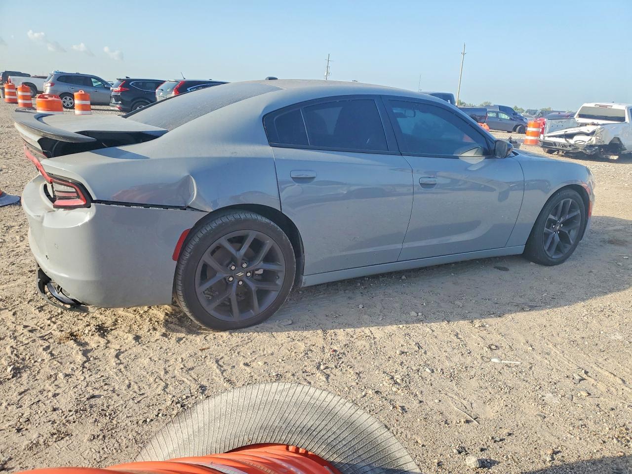 2021 Dodge Charger Sxt - Image 3