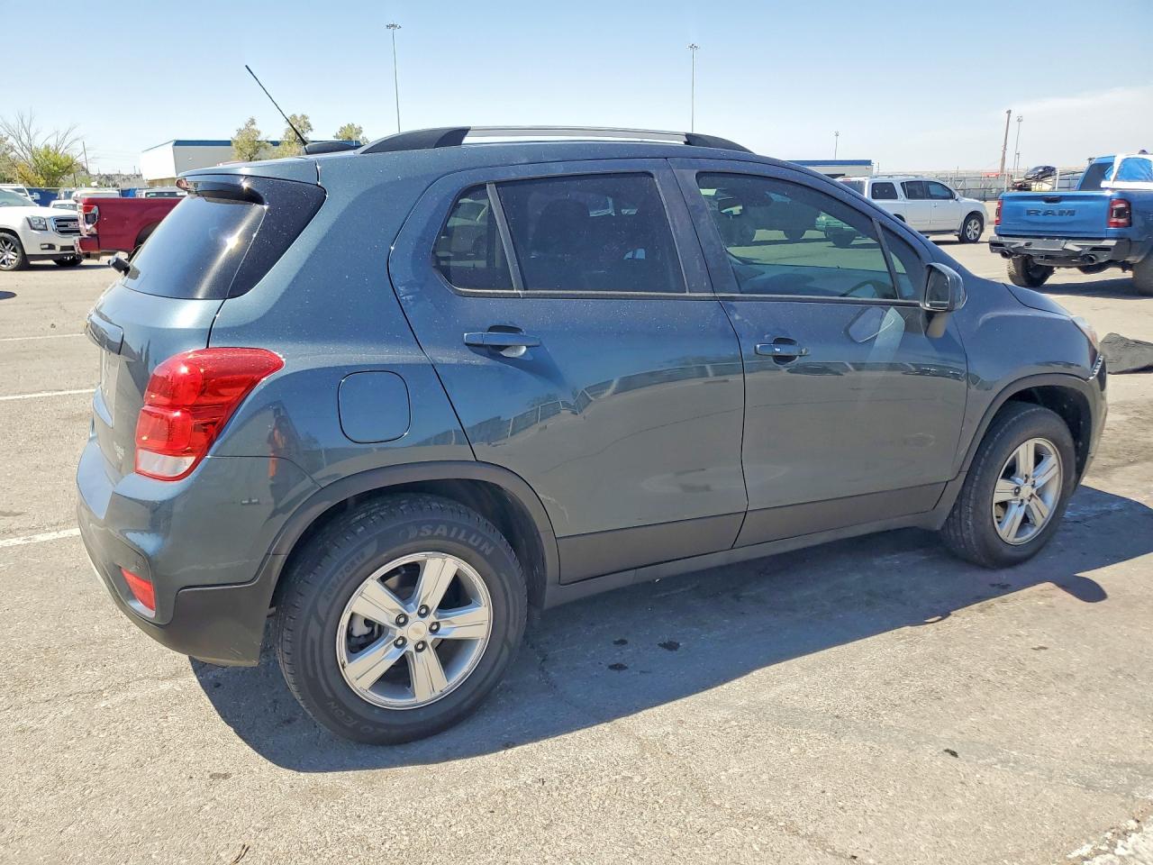 2022 Chevrolet Trax 1Lt - Фото 3