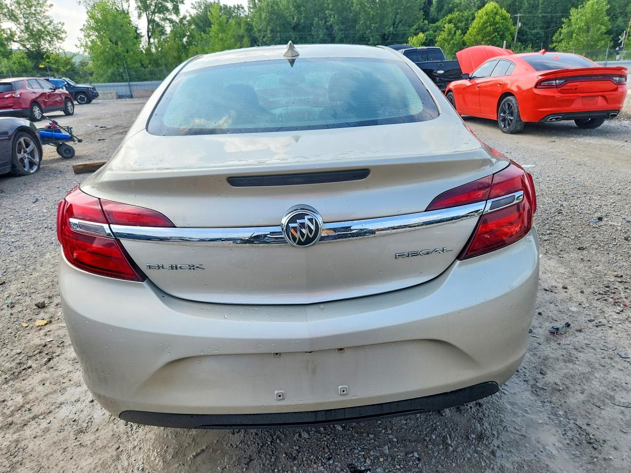 2015 Buick Regal - Image 6