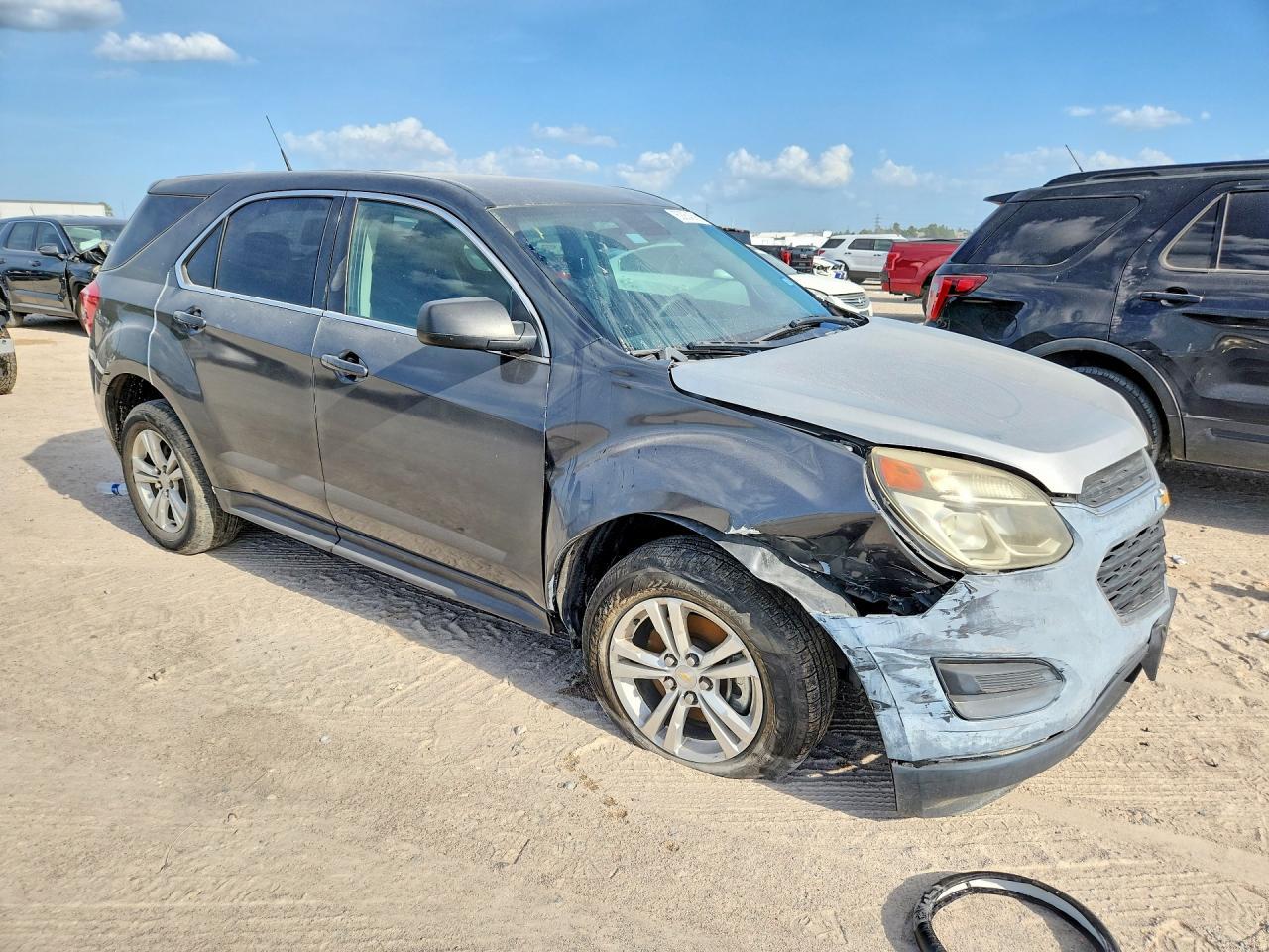 2017 Chevrolet Equinox Ls - Фото 4