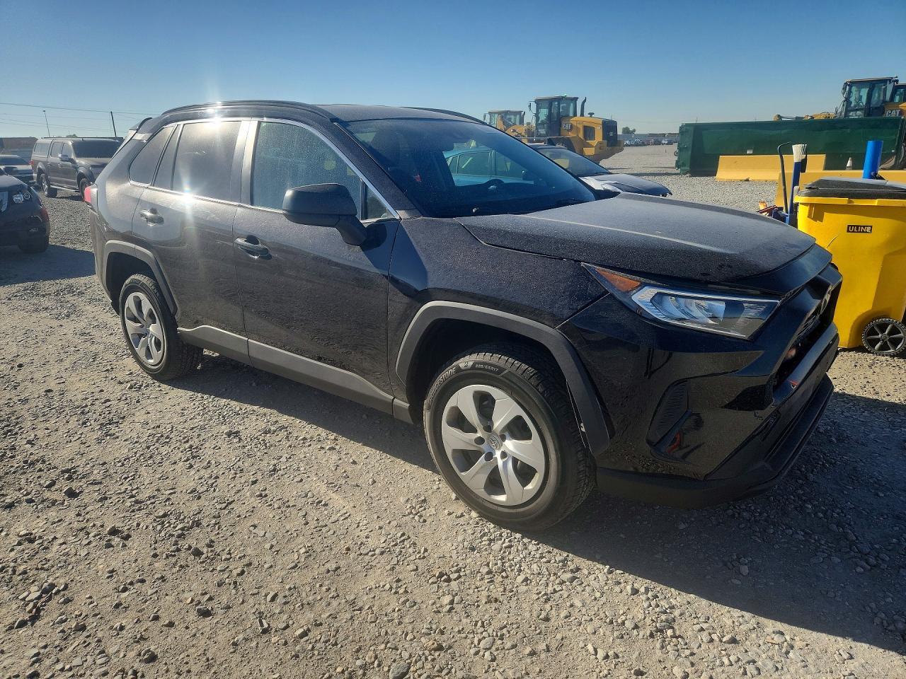 2020 Toyota Rav4 Le - Image 4