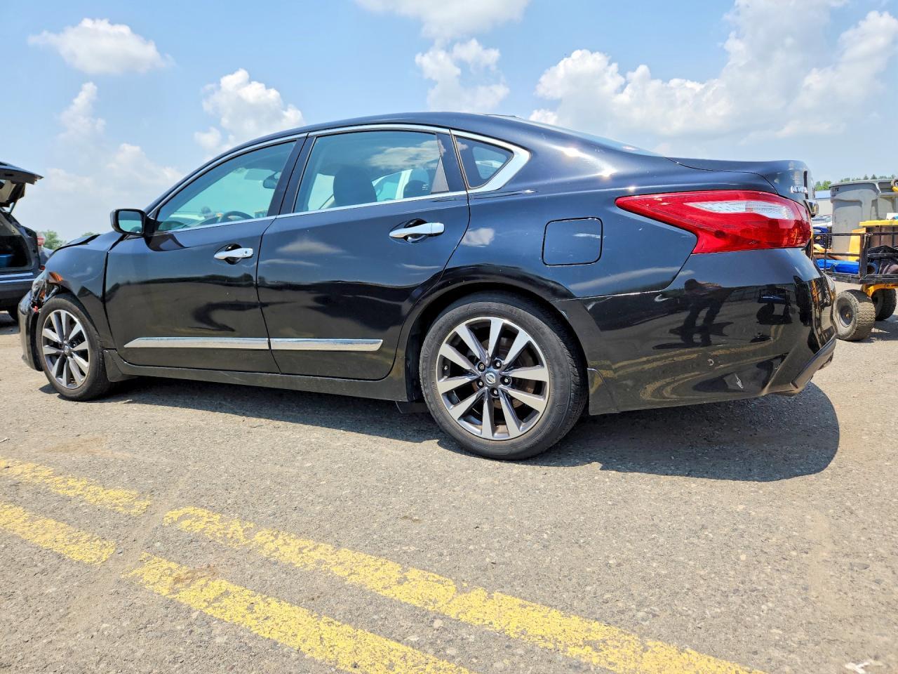 2017 Nissan Altima 2.5 Sv - Фото 2