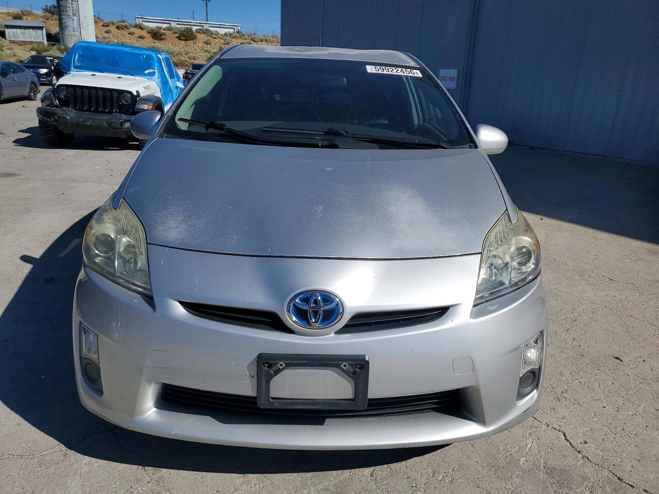 2010 Toyota Prius Iii - Фото 5