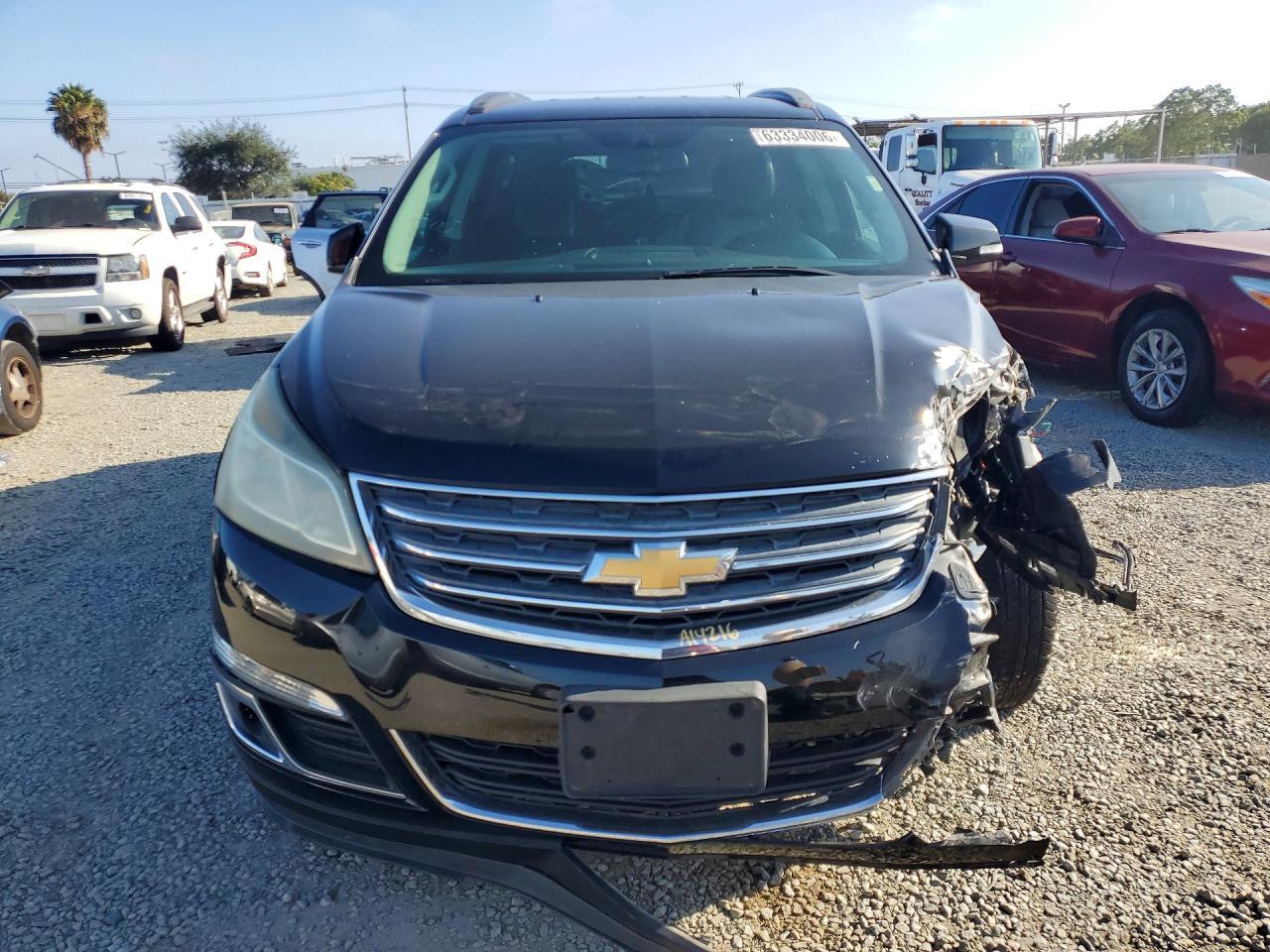 2017 Chevrolet Traverse Lt - Image 5