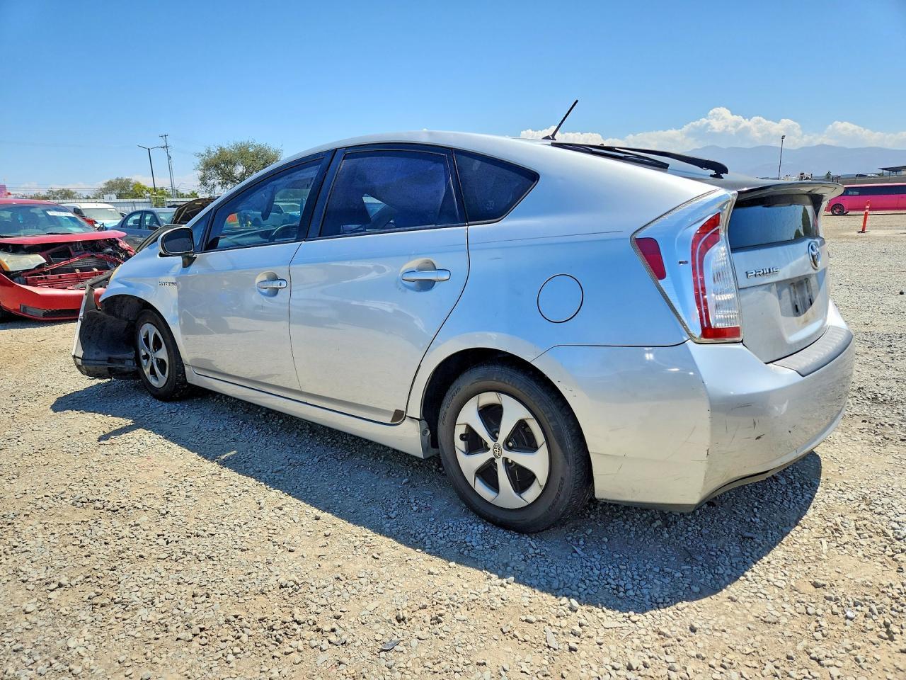 2013 Toyota Prius Two - Фото 2