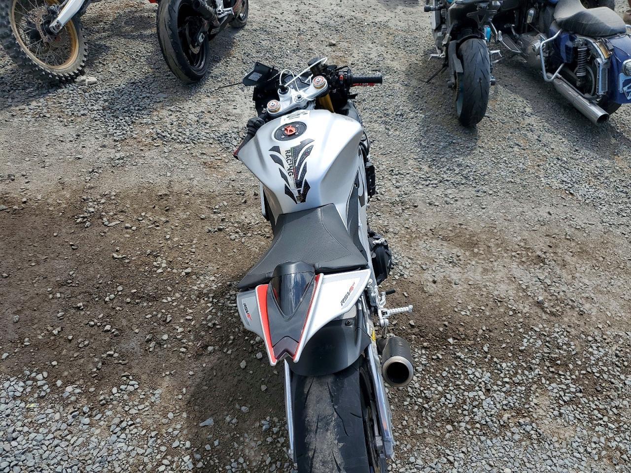 2016 Aprilia Rsv4 Rr - Фото 6