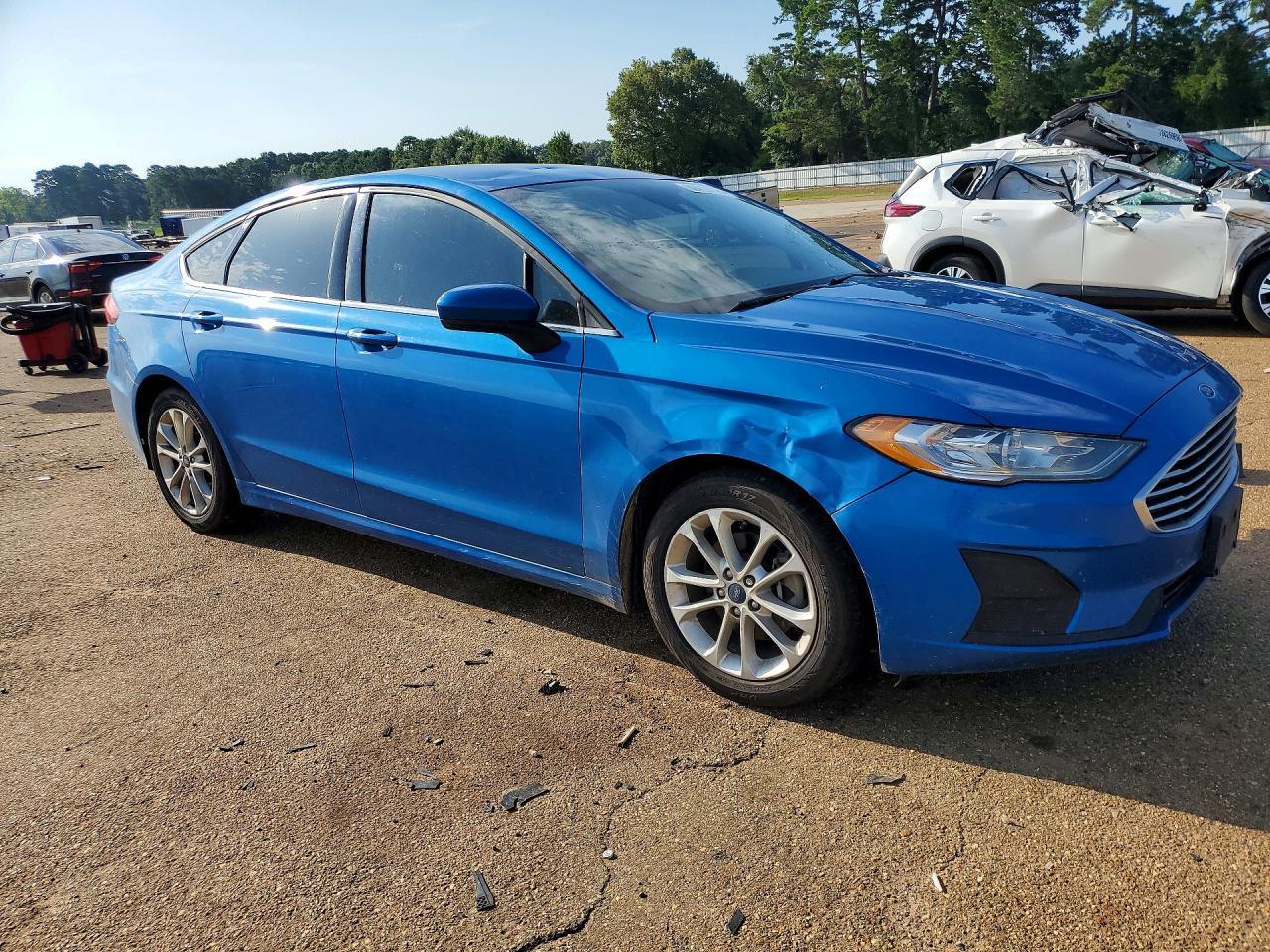 2019 Ford Fusion Se - Image 4