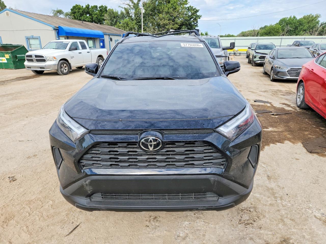 2025 Toyota Rav4 Xle - Image 5