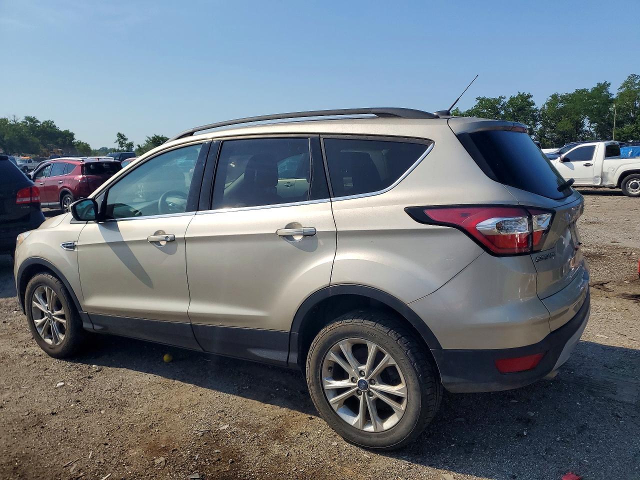 2017 Ford Escape Se - Image 2