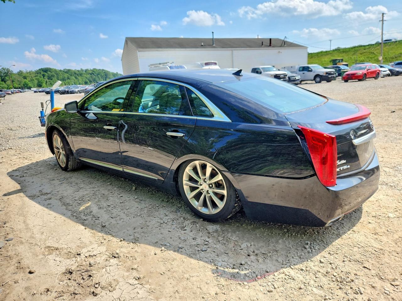 2014 Cadillac Xts Premium Collection - Image 2