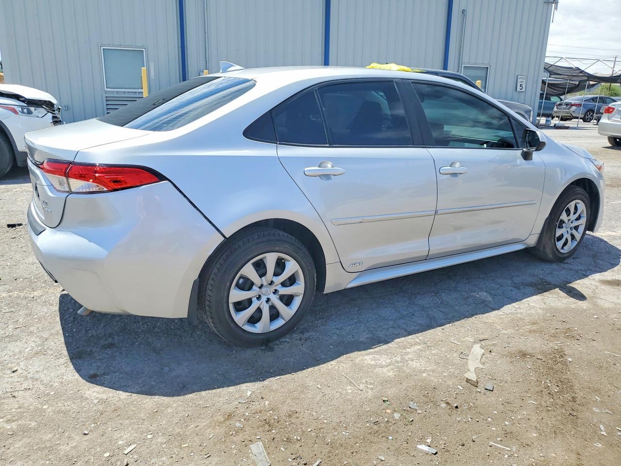 2026 Toyota Corolla Hybrid Le - Фото 3