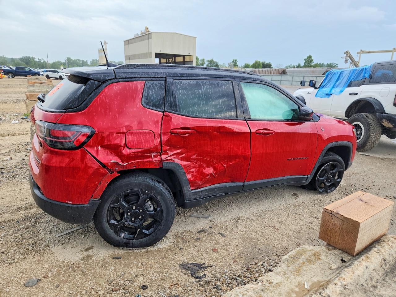 2023 Jeep Compass Trailhawk - Фото 3