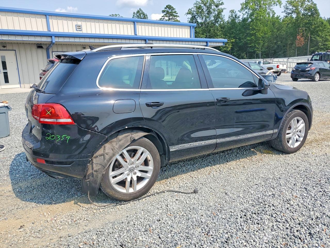 2012 Volkswagen Touareg V6 - Фото 3