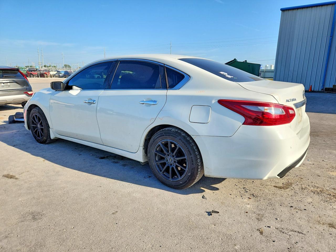2018 Nissan Altima 2.5 S - Фото 2