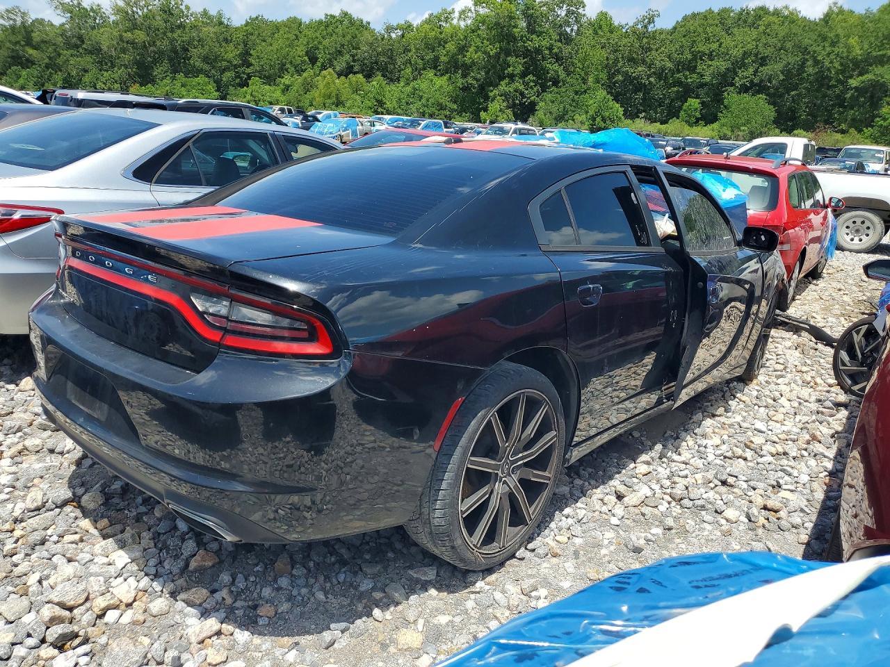 2015 Dodge Charger Se - Image 2