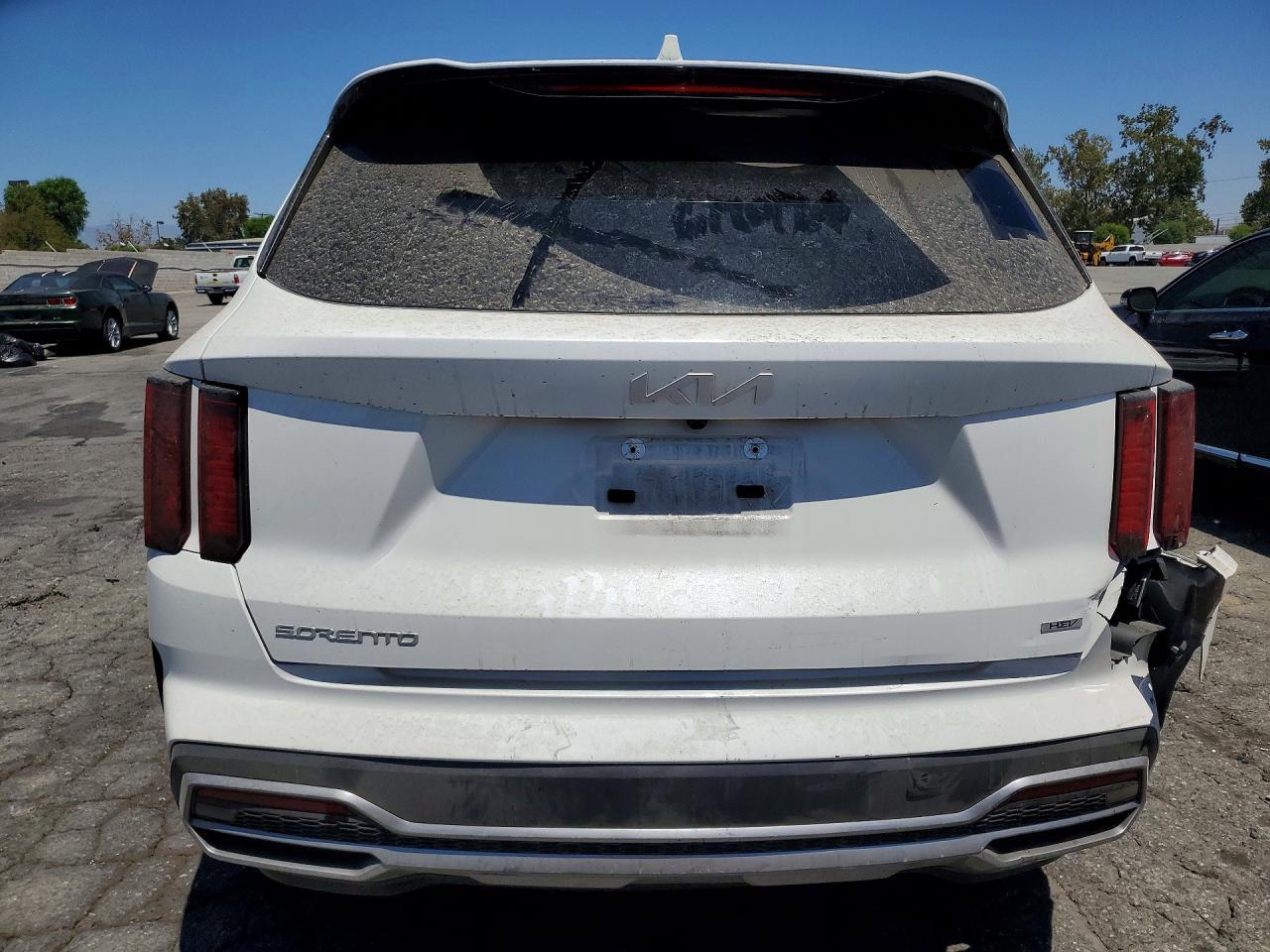 2024 Kia Sorento Ex - Image 6