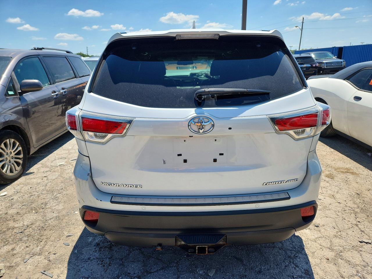 2015 Toyota Highlander Limited - Image 6