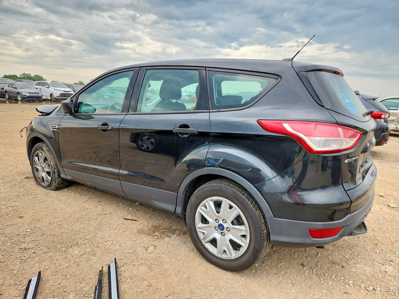2014 Ford Escape S - Image 2
