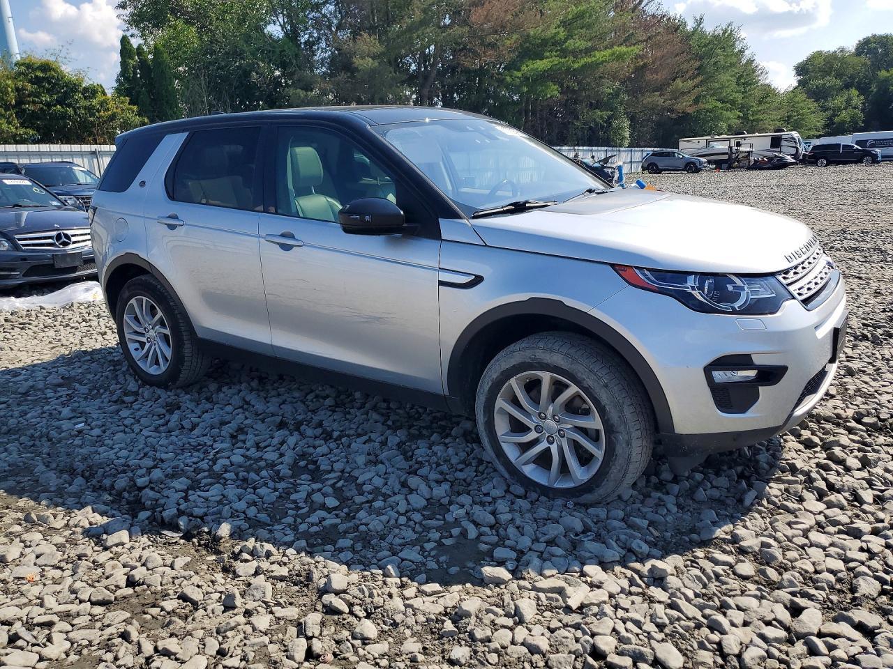 2017 Land Rover Discovery Sport Hse - Image 4
