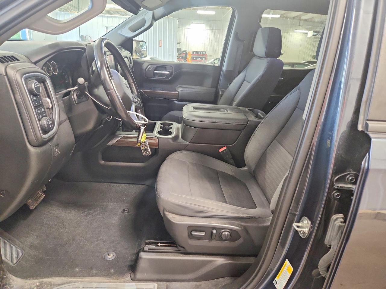 2021 Chevrolet Silverado K1500 Rst - Фото 7