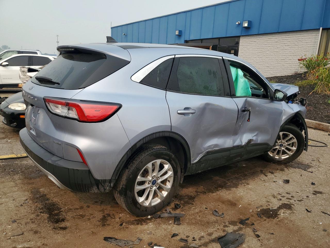 2022 Ford Escape Se - Фото 3