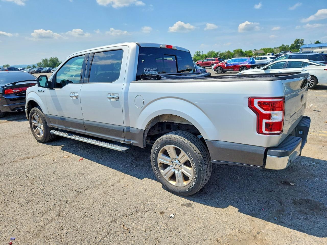 2019 Ford F150 Supercrew - Фото 2