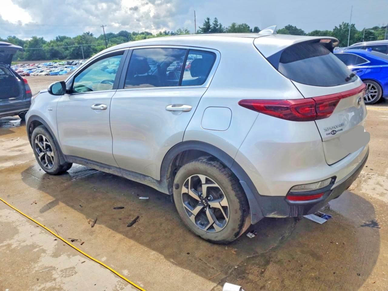 2020 Kia Sportage Lx - Image 2